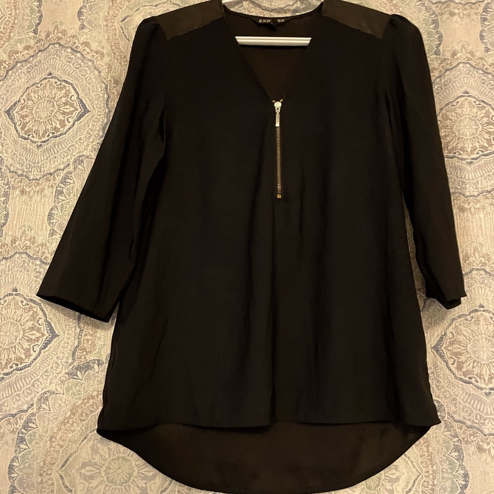 Dark Navy blue professional zip top with leather shoulders